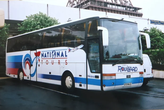 На міжміських маршрутах працює рідкісний бельгійський автобус Van Hool