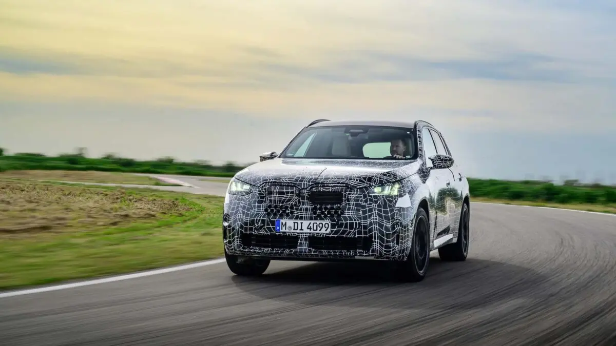 Компанія BMW розповіла про несподівані зміни в новому X3: кросовер скоро дебютує