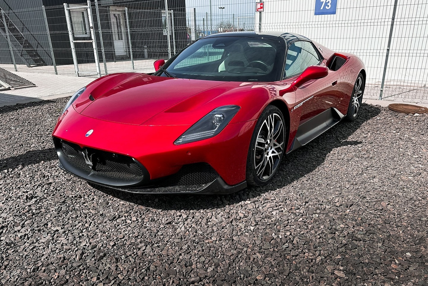 В Одесу привезли перший в Україні Maserati 220 000$