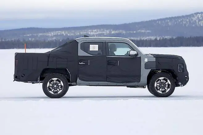 Компанія Kia готує перший у своїй історії рамний пікап Tasman - все, що про нього відомо