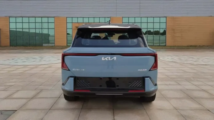 Так виглядає повнопривідний Kia EV5 GT для світового ринку: перші 