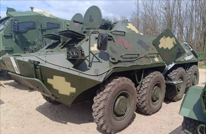 Нові українські бронетранспортери БТР-60Д.
