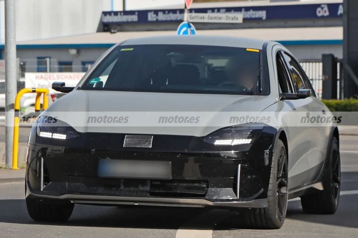 Hyundai заявляє про майбутні автомобілі за допомогою знайомої моделі: на тестах помічений Ioniq 6 N