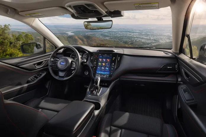 Subaru позбувається легендарної спадщини: припиняється виробництво седана Legacy. Чи буде у нього наступник?