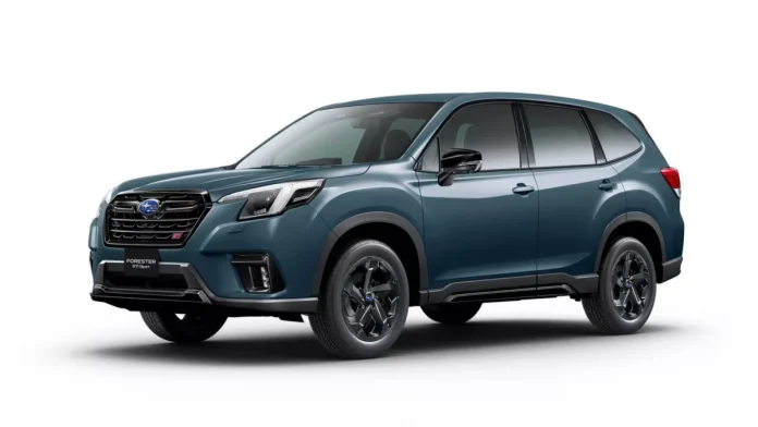 Старий Subaru Forester вкотре оновився: він став комфортнішим, але зберіг колишній мотор