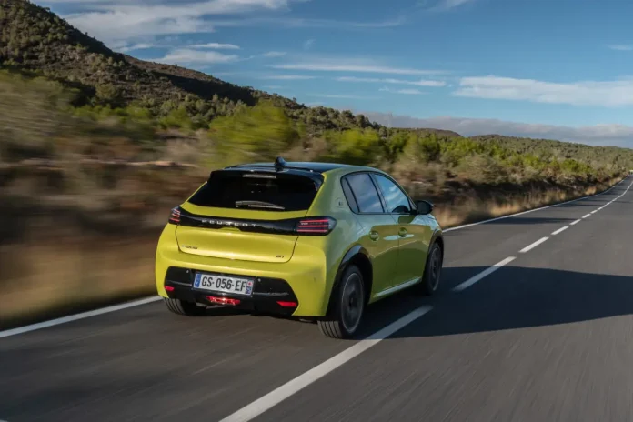Peugeot повертається на ринок високопродуктивних автомобілів: анонсовано потужний e-208 PSE
