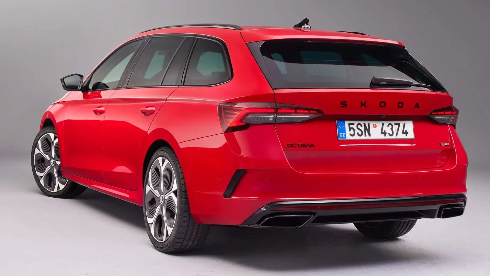 Бренд Skoda показав модернізовану Octavia 2024 за неочікуваною ціною