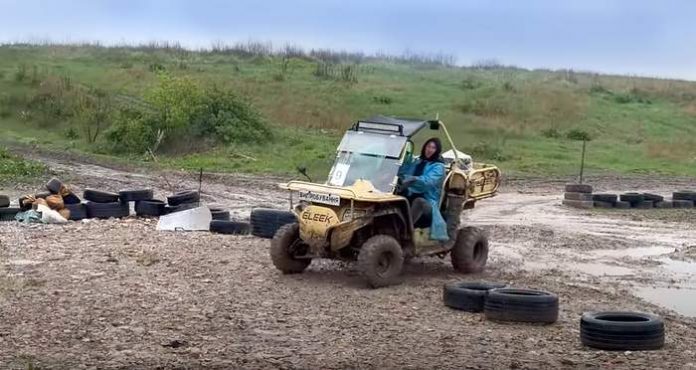 Масштабний тест-драйв на багі: під Києвом зібрались найкращі розробники техніки