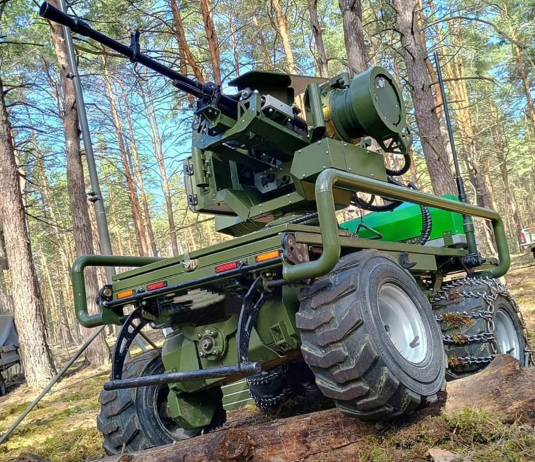 В Україні створили військового робота, що може працювати на відстані 2 км