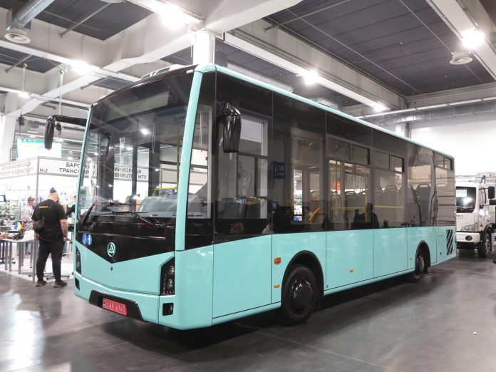 Компанія «Еталон» показала новий міський автобус «Мальва»