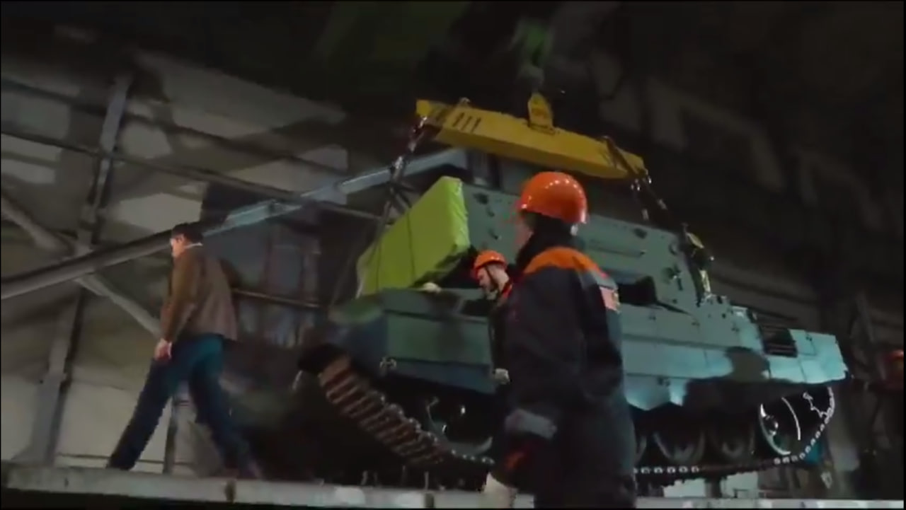 ТОС-1 "Солнцепек" на виробництві