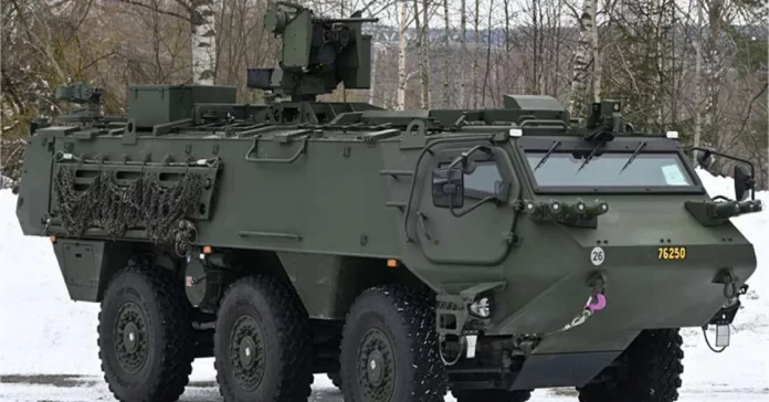 Машина Patria 6x6