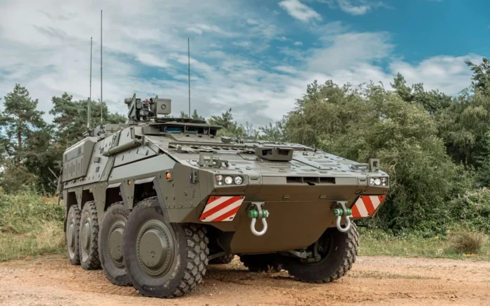 Бронеавтомобіль Boxer, розроблений консорціумом ARTEC (Rheinmetall і Krauss-Maffei Wegmann), став результатом ініціативи 1990-х років щодо створення багатоцільової машини нового покоління для європейських армій. (Джерело фото: британське МО)