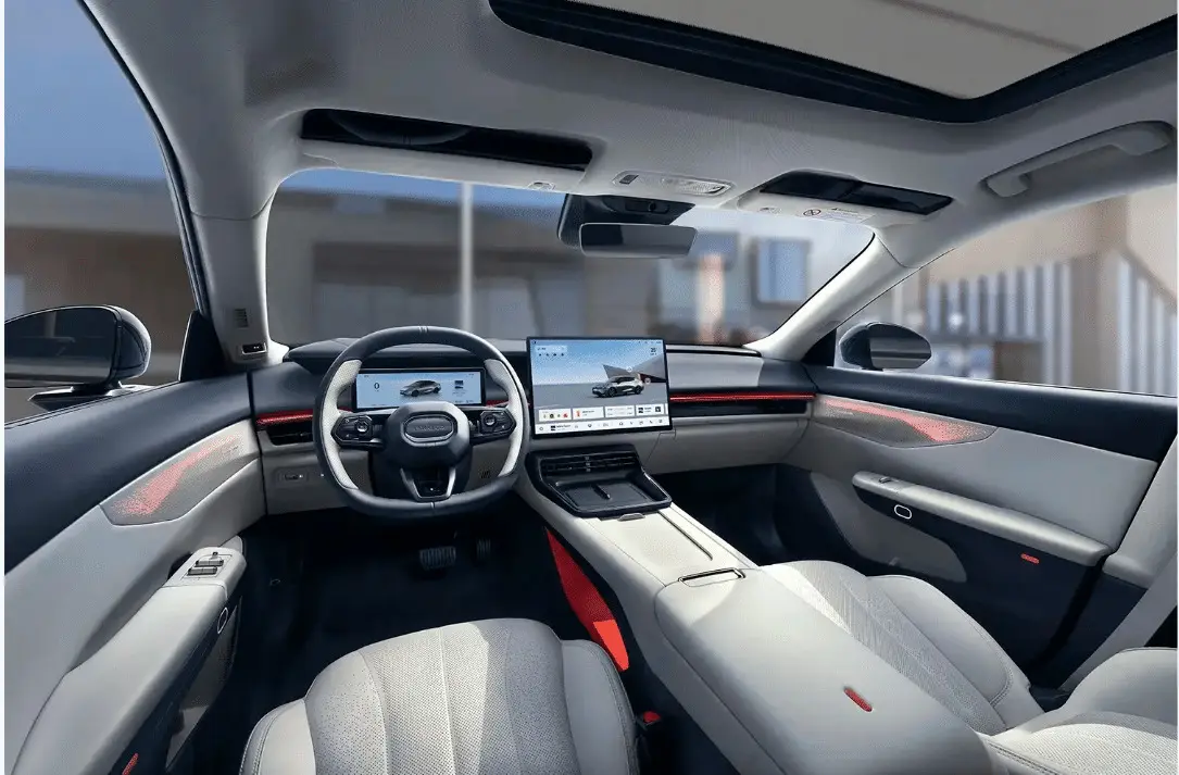 Потужніший за Honda Accord, комфорт на рівні Mercedes і за 912 030 грн: Geely вивела на ринок новий Lynk&Co 07