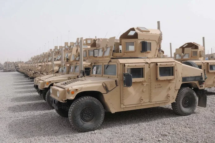 Humvee, або високомобільний багатоцільовий колісний транспортний засіб (HMMWV) (ілюстративне зображення)