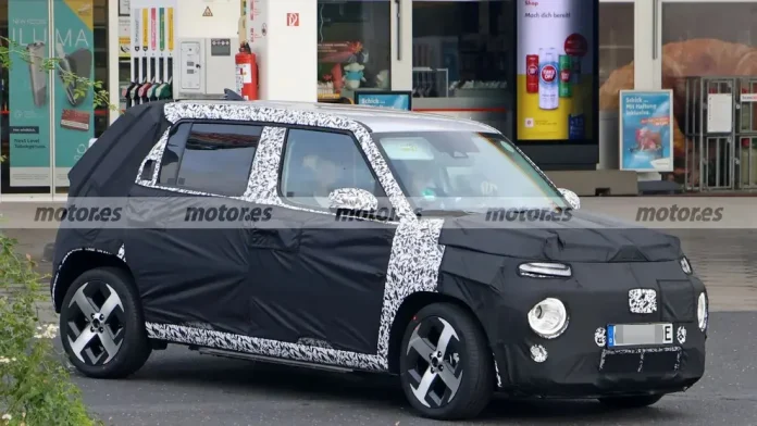 У Hyundai з'явиться дешевий електрокар із дальністю ходу понад 300 км: фотографії та характеристики новинки
