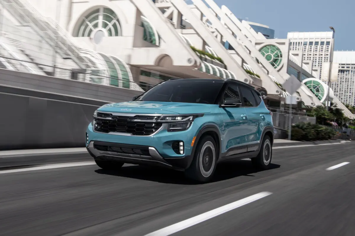 Kia оновила кросовер Seltos на 2025 рік: більше функцій, повний привід, а ціна - від 24 590 доларів