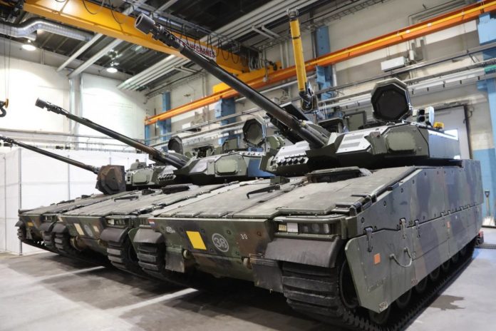 Нідерланди виділили 400 млн євро на БМП CV90 для України