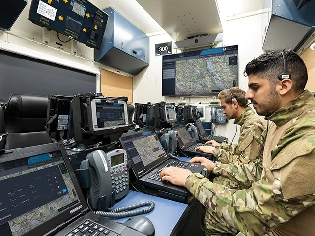 Elbit Systems представляє вдосконалену командну машину Rhino
