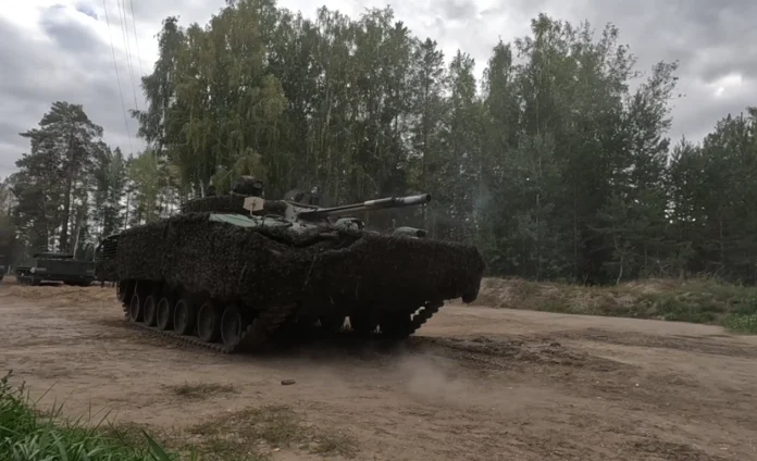 Росія почала масово оснащувати БМП-3 системами боротьби з безпілотниками