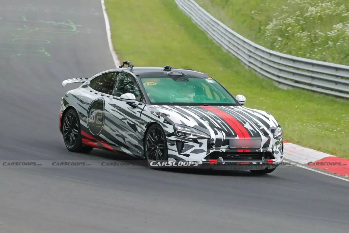 Xiaomi готує продуктивну версію SU7, яка конкуруватиме з Porsche Cayenne Turbo GT і Tesla Model S Plaid