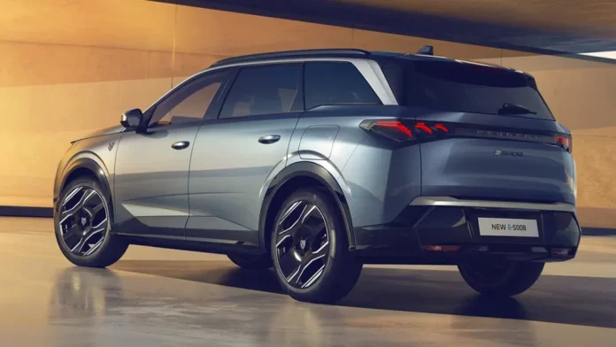 Найбільший і найекономічніший Peugeot 5008 виходить на ринок: опубліковано ціни та комплектації