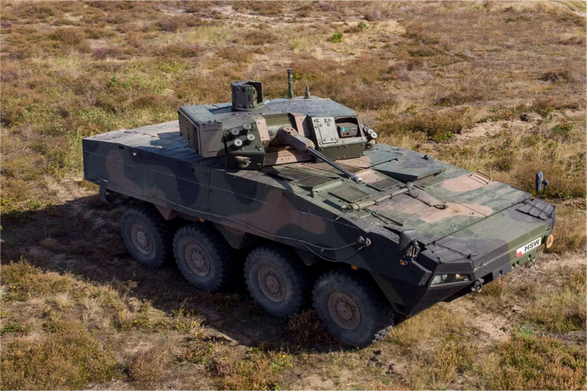 Польські БТР Rosomak, оснащені турелями Huta Stalowa Wola ZSSW-30 (Джерело фото: Huta Stalowa Wola)