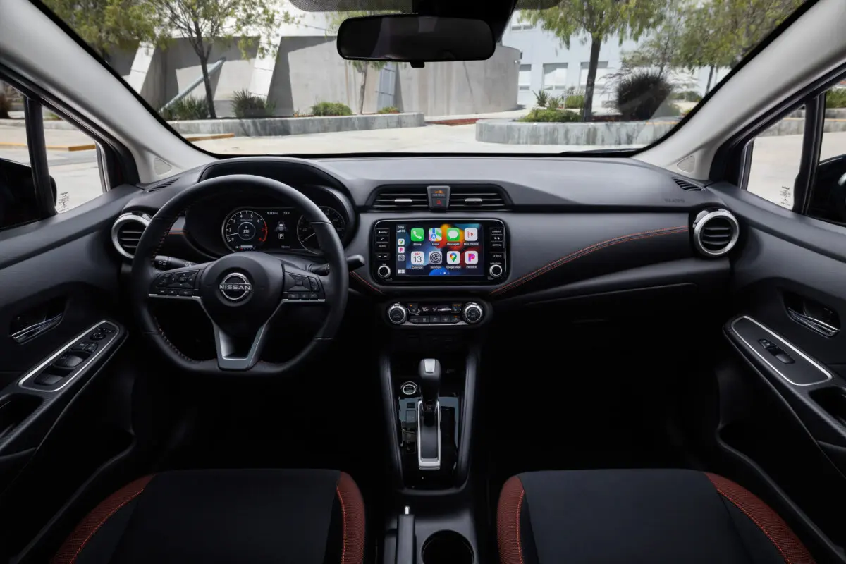 Nissan випустив найкращий дешевий седан: Versa варта кожної витраченої копійки