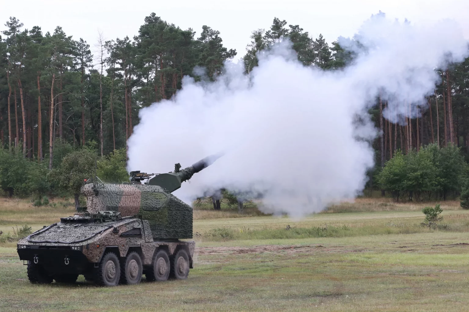 Франко-німецький концерн KMW+Nexter Defense Systems передасть ЗСУ понад півсотні самохідних артустановок Remote Controlled Howitzer 155