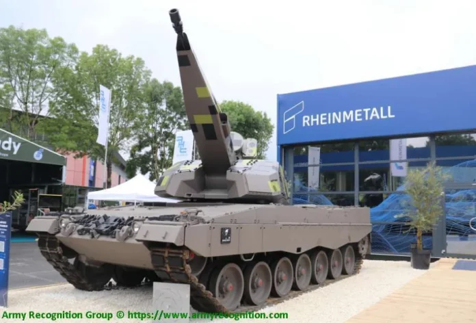 Німецька компанія Rheinmetall представляє нову мобільну систему протиповітряної оборони на базі шасі танка Leopard 2