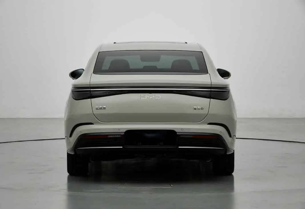 BYD Seal 07