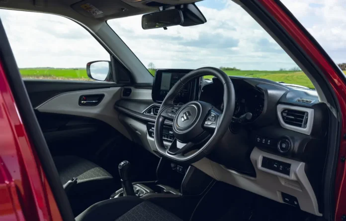 Нещодавно оновлений Suzuki Swift тепер можна взяти за 17 965 євро: і це буде топова комплектація