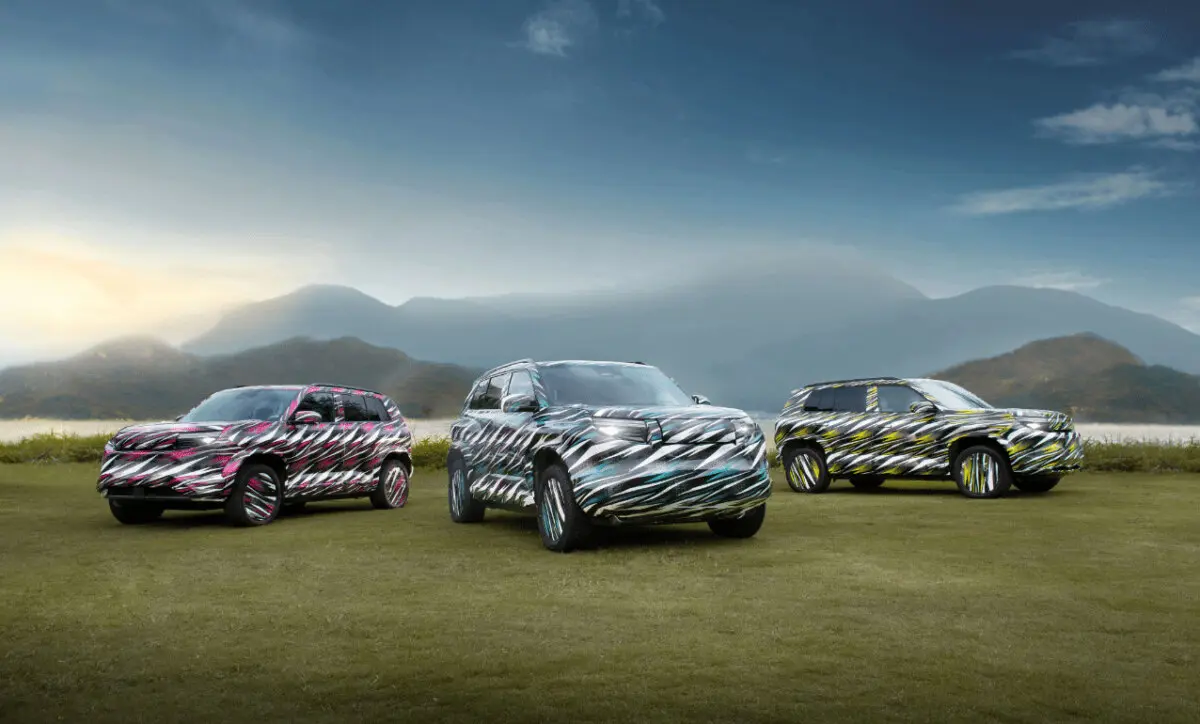 У Китаї готують новий рамний позашляховик, якого немає у Toyota: опубліковано фото BYD Fang Cheng Bao Bao 3