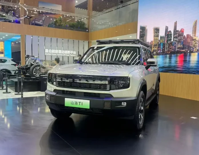 Потужність 603 к.с., витрата 1,08 л: Chery завершила розробку нового крос-позашляховика Jetour T1