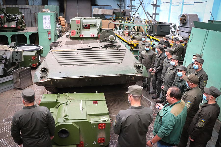 Одна з бригад ЗСУ отримала БМП-2 з бойовим модулем "Парус"