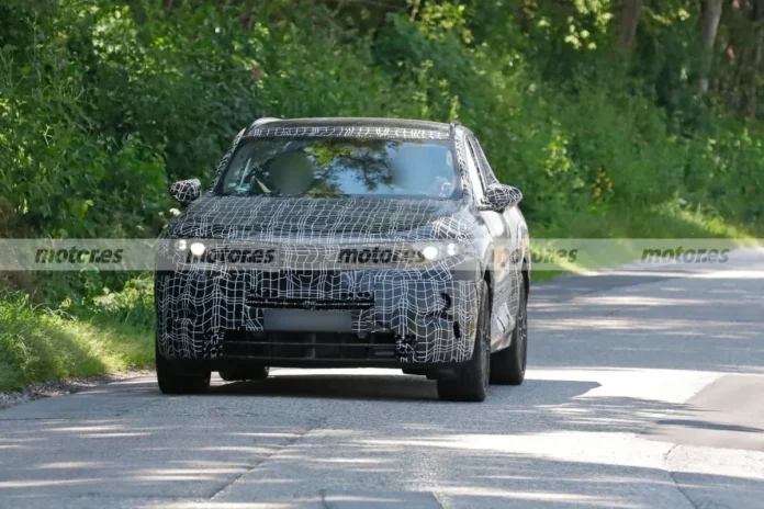 BMW X5 нового покоління все ж позбудеться знайомої зовнішності: кросовер повністю перероблять