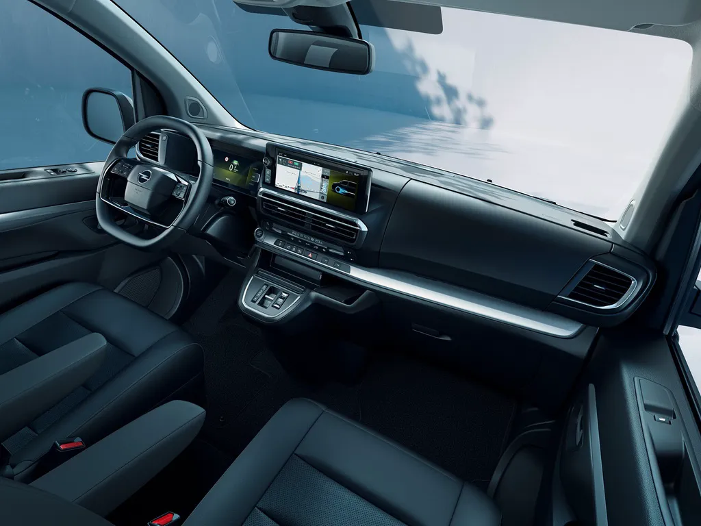 Opel показав новий мінівен, який вже можна придбати в Україні