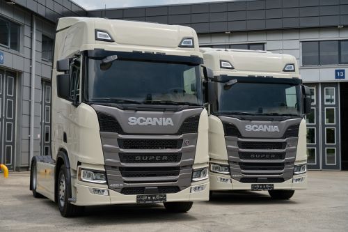 Економічні тягачі Scania Super вже в Україні