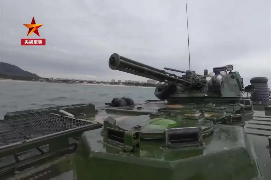 ZBD-05 — китайська бойова машина піхоти-амфібія, призначена для швидкої висадки на берег і підтримки морської піхоти під час десантних операцій. (Джерело зображення МО Китаю)