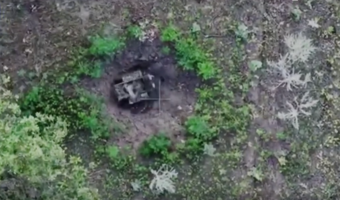 Нова ера війни: українські FPV-дрони воюють з роботами ворога