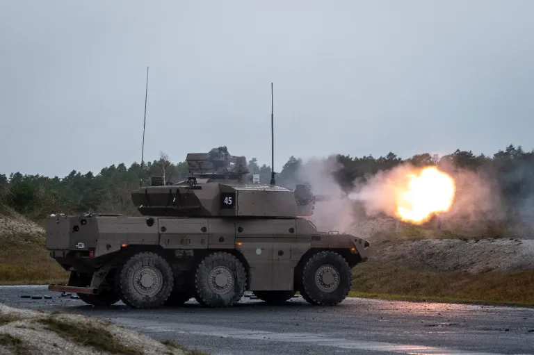 Франція налагоджує масове виробництво панцерників Jaguar і Griffon