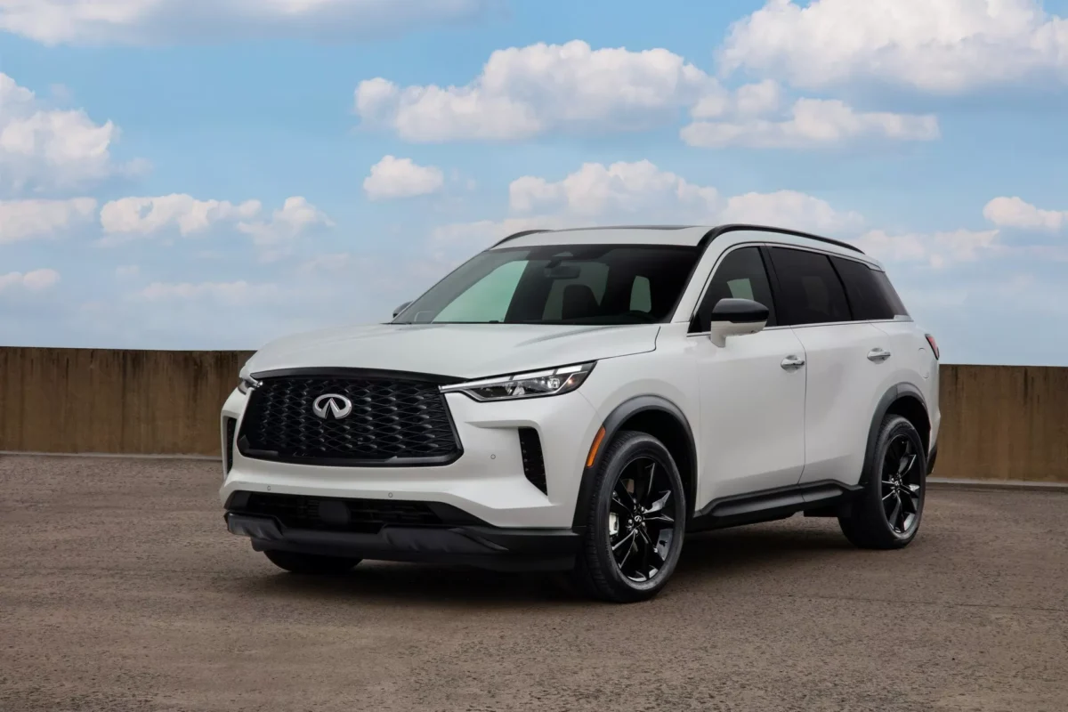Кросовер Infiniti QX60 2025 року позбувся великого двигуна V6: опубліковано характеристики новинки