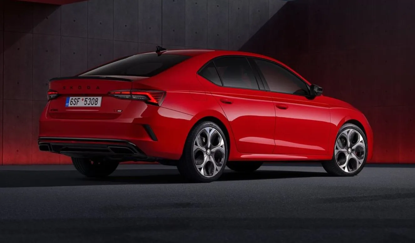 Skoda Octavia A8 2024 у топовому RS-виконанні вже доступна для купівлі