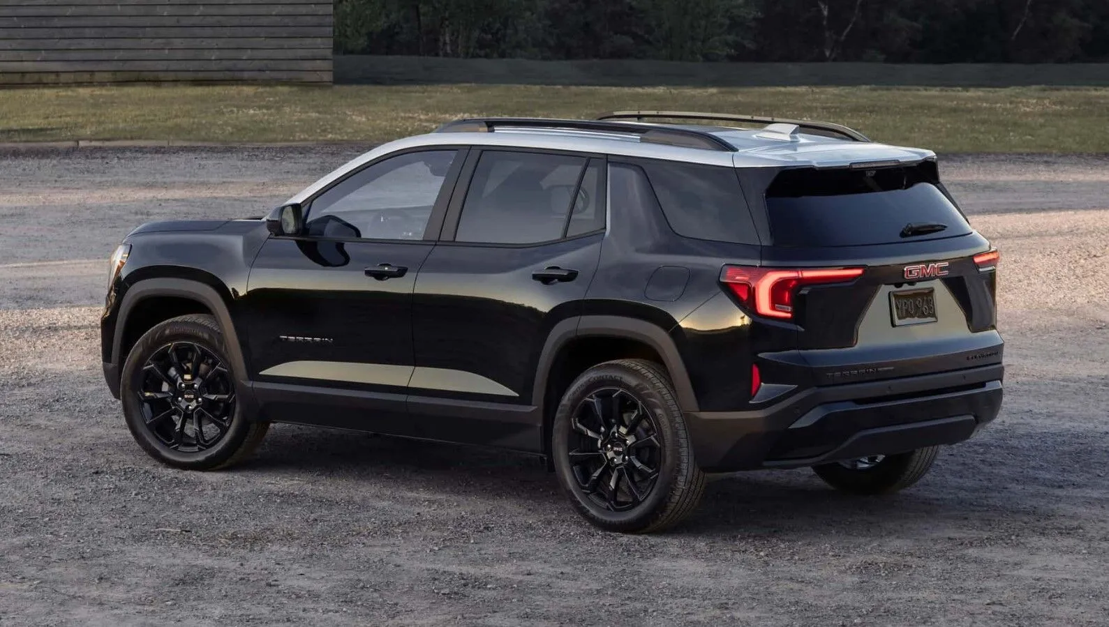 Новий конкурент Toyota RAV4 показав світлини потужного позашляховика