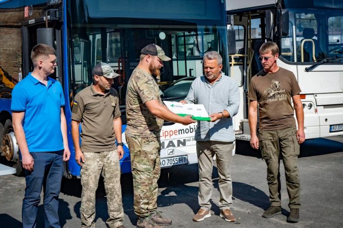 Найкраще для особового складу: ТРО отримала рідкісний автобус Ikarus С56