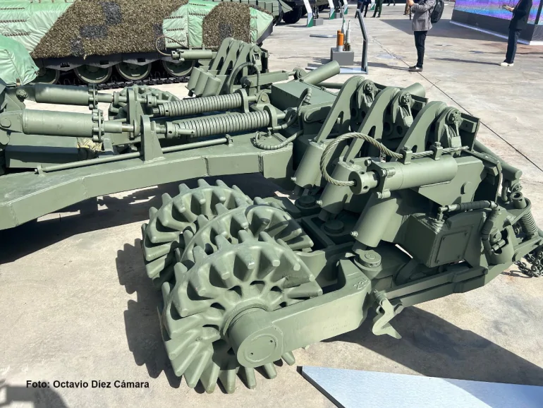 Т-90М «Прорив» отримав від російських інженерів удосконалений захист «Сапер» 