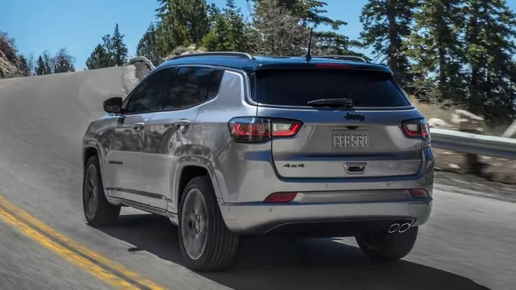 Кросовер Jeep Compass