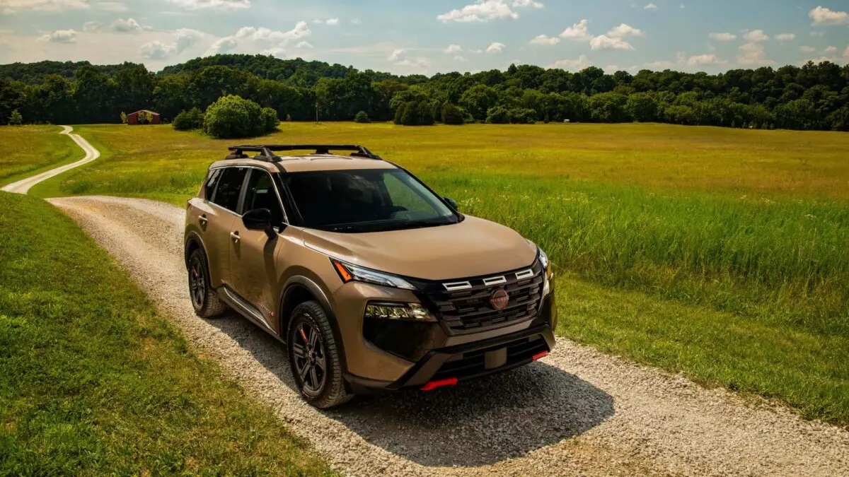 Позашляховик Nissan Rogue 2025