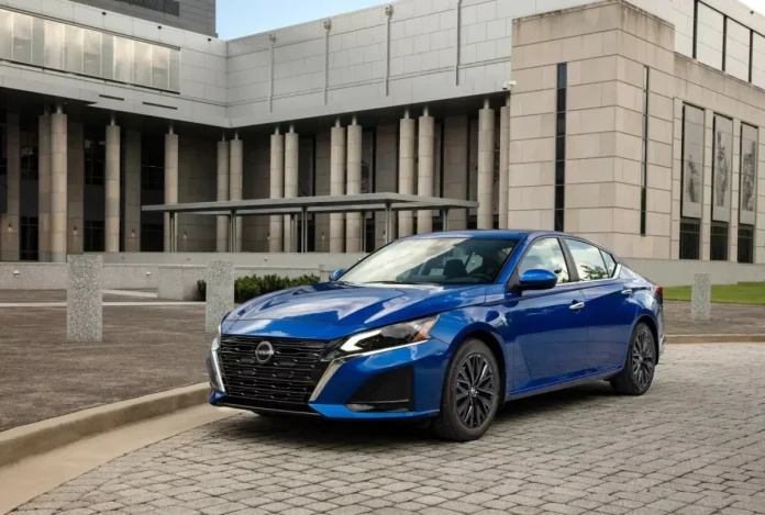 Седан Altima Седан Altima