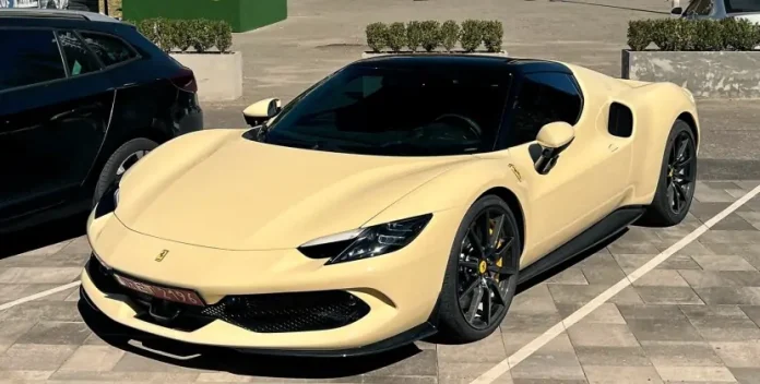 В Україну привезли лімітований Ferrari за 342 000$